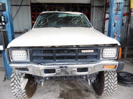 1985 TOYOTA 4RUNNER SR5 TAN 2.4L MT 4WD Z19458